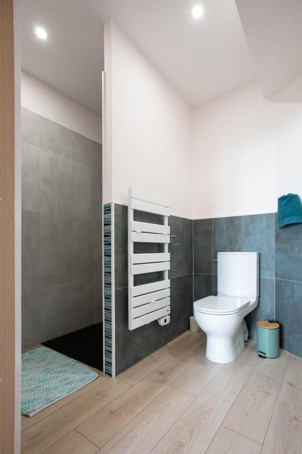 Au Bouchon Hotel Saint-Aigulin ภายนอก รูปภาพ