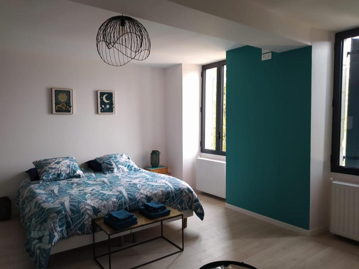 Au Bouchon Hotel Saint-Aigulin ภายนอก รูปภาพ