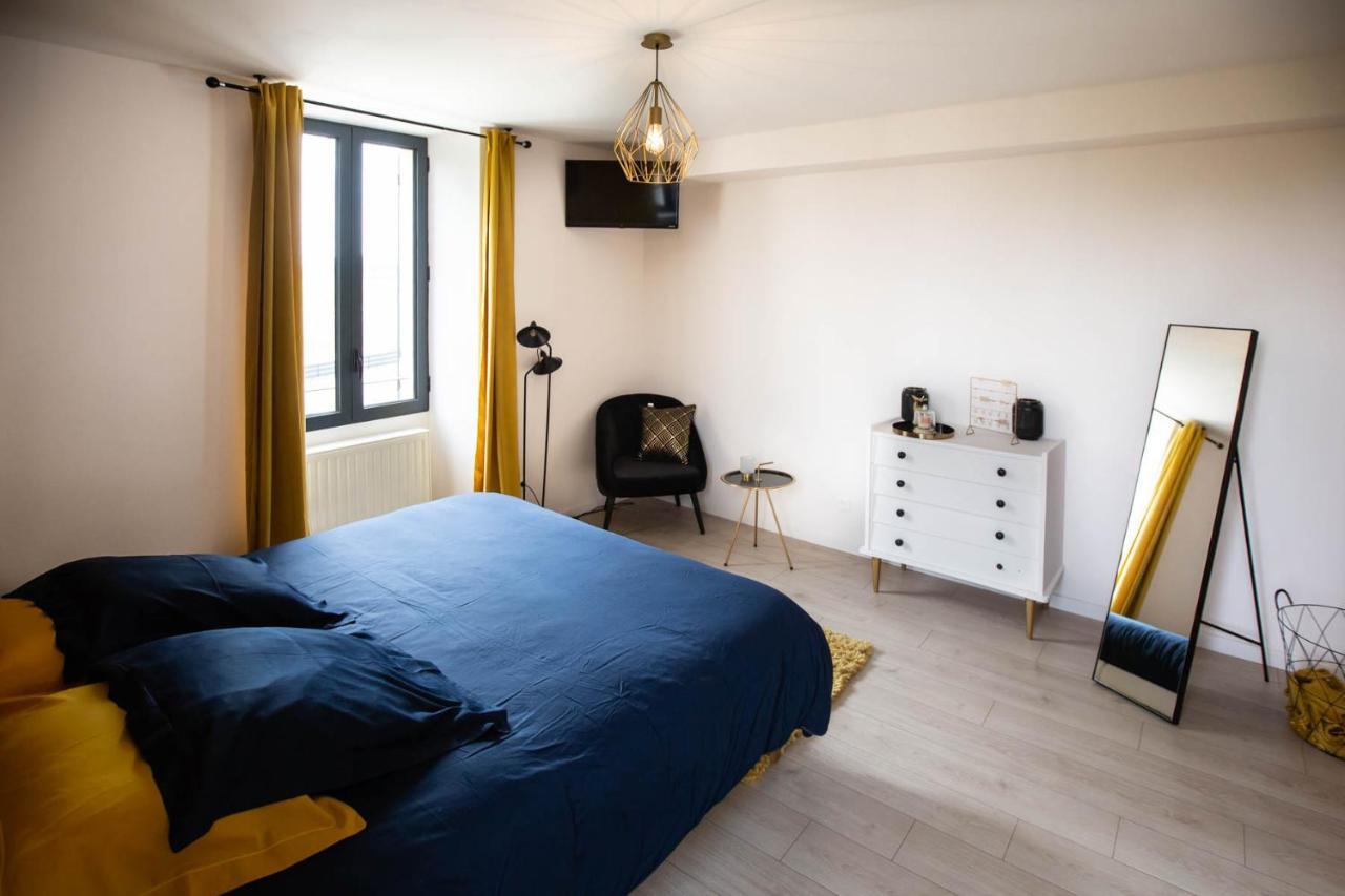 Au Bouchon Hotel Saint-Aigulin ภายนอก รูปภาพ