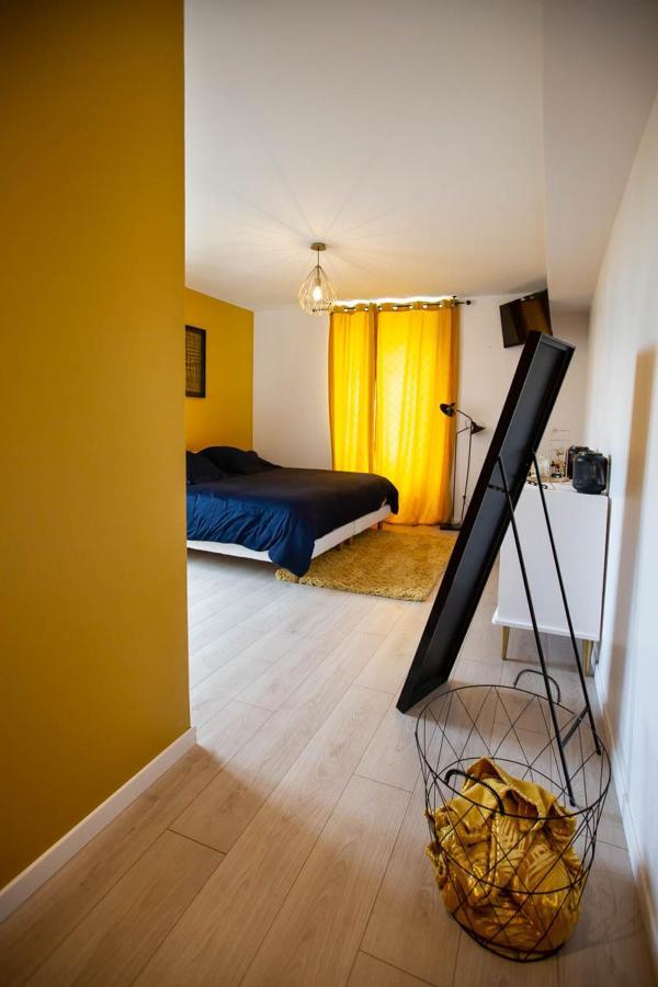 Au Bouchon Hotel Saint-Aigulin ภายนอก รูปภาพ