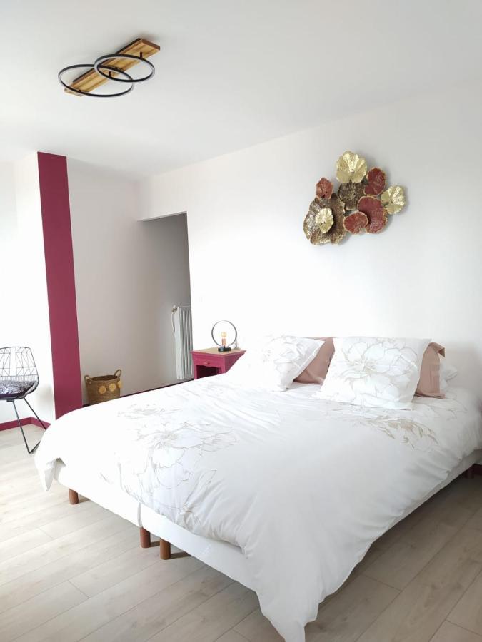 Au Bouchon Hotel Saint-Aigulin ภายนอก รูปภาพ