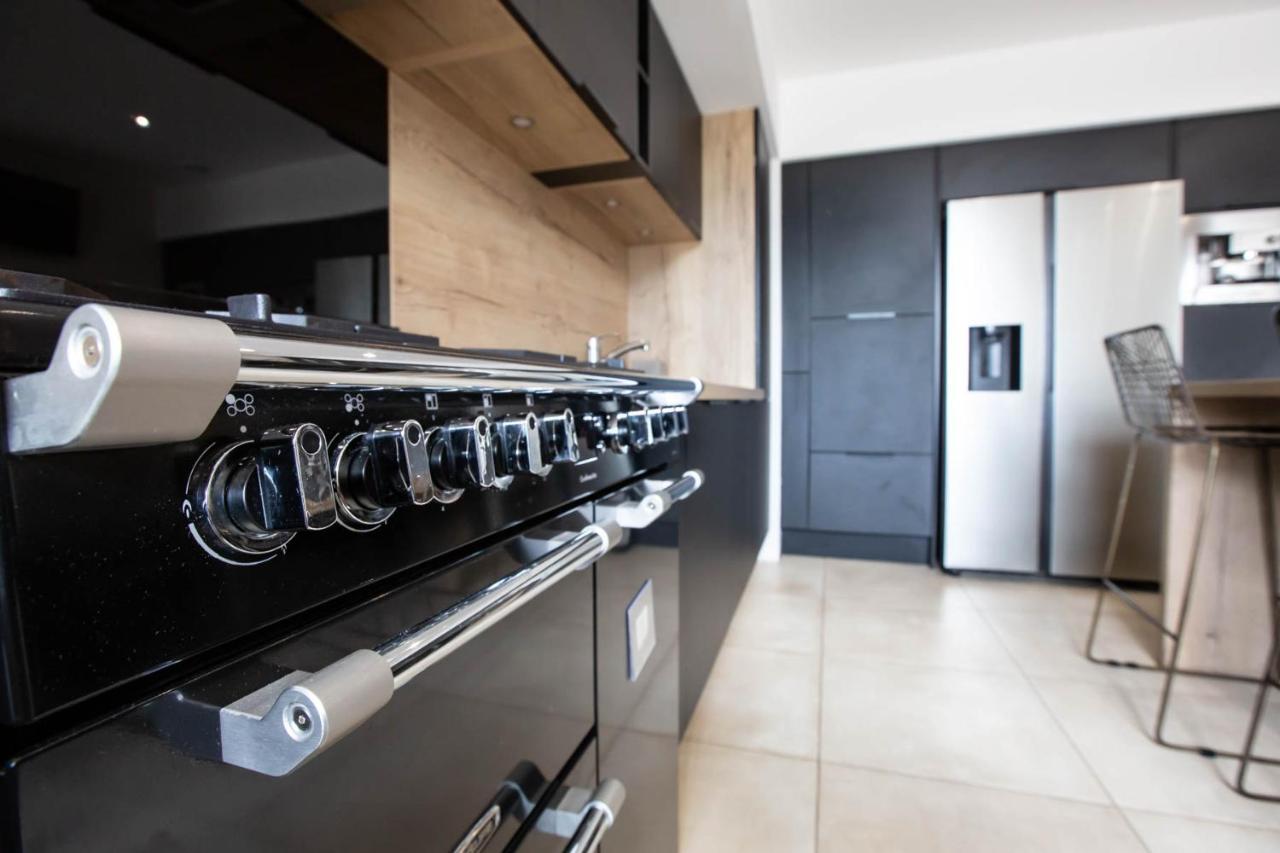 Au Bouchon Hotel Saint-Aigulin ภายนอก รูปภาพ