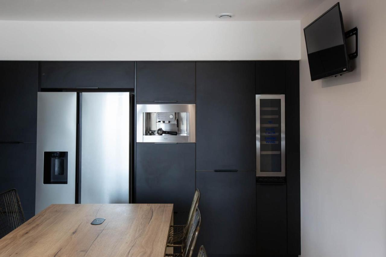 Au Bouchon Hotel Saint-Aigulin ภายนอก รูปภาพ